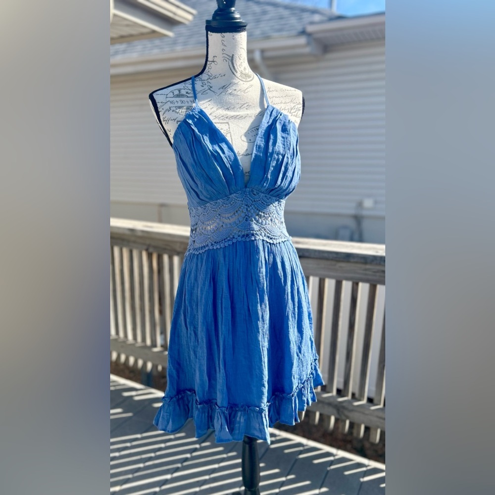 NWT Hotoveli Periwinkle Blue Open Back Mini Dress w/ Crochet Accent Sz L​